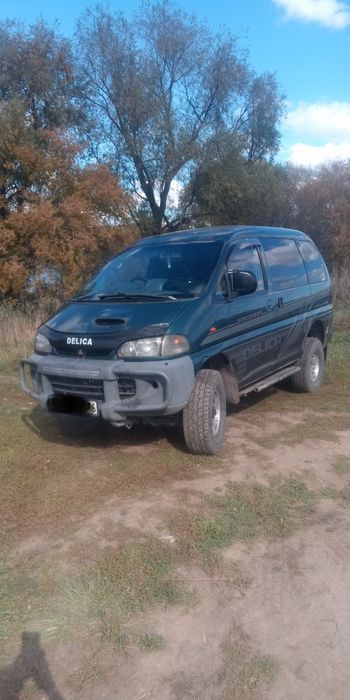 Продам Митсубиси Делику