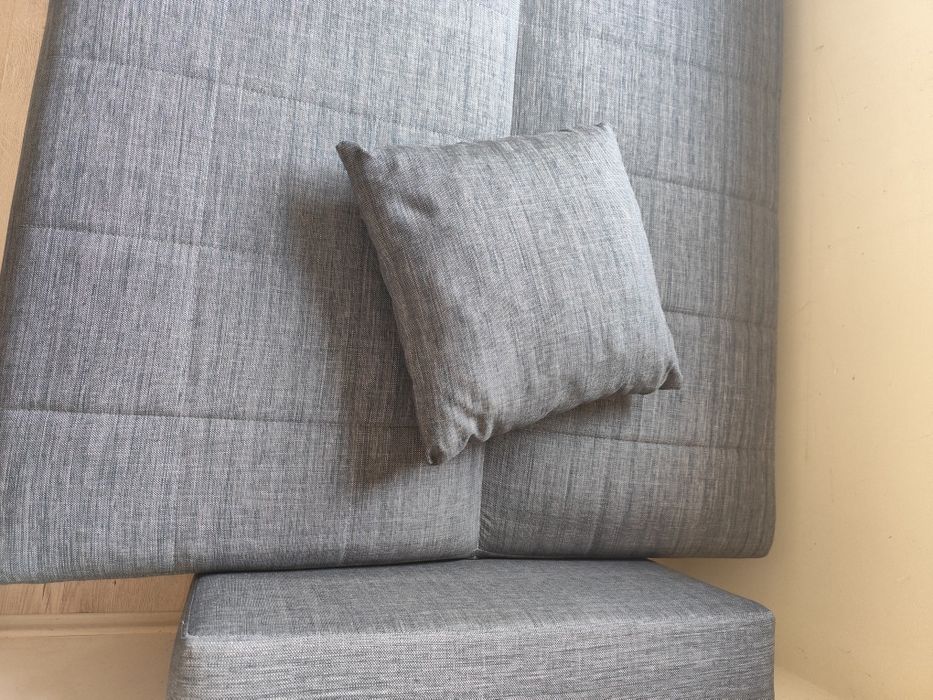 Диван - изключително запазен