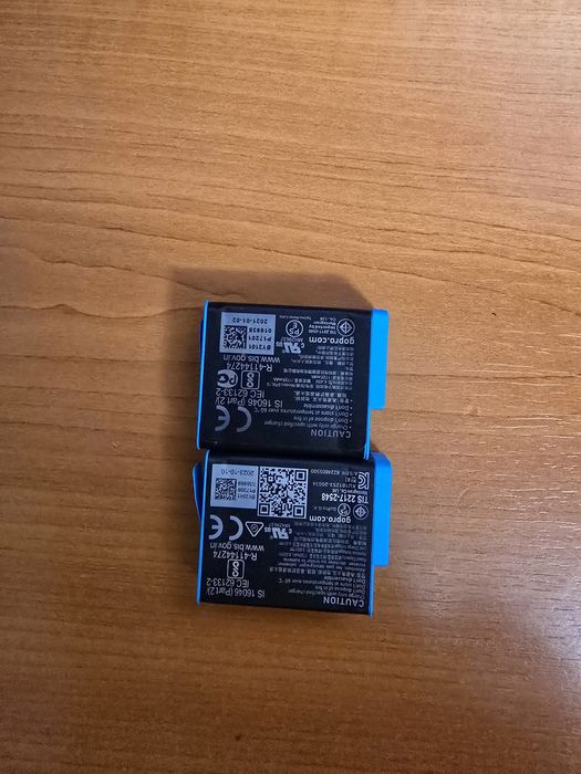 GoPro Hero 10 + accesorii + card 32GB SanDisk Extreme