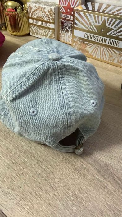 Дамаки шапки Prada Celine BB RB