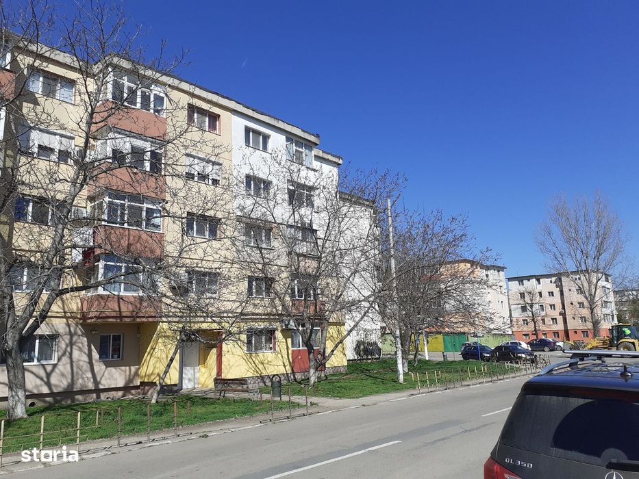 Oltenita - zona blocuri - teren pt constructie zona comerciala