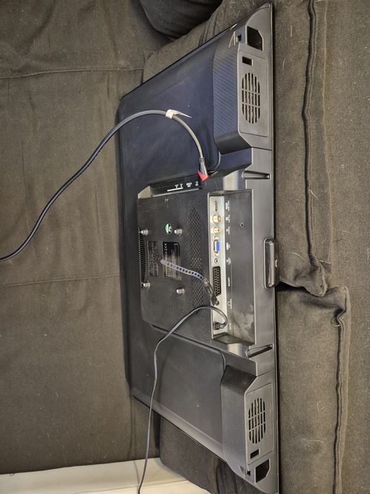 Vand televizor Vinchi diagonala 80, ca nou.