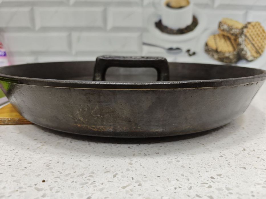 Советская гриль чугунная