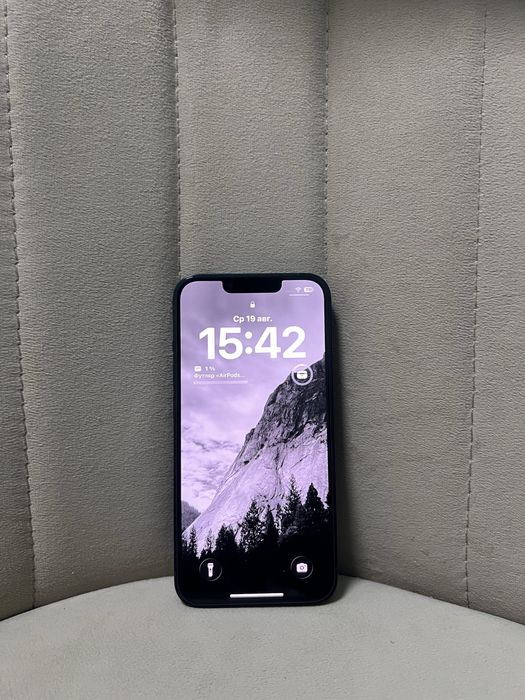 iPhone 13 + AirPods 2 Pro