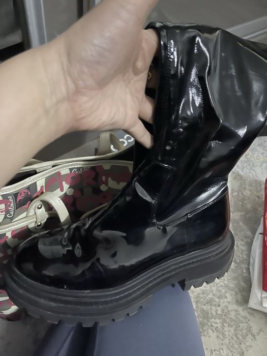 Продам лакированые ботфорты