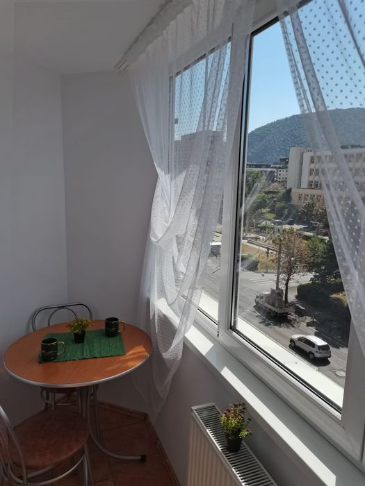 Garsoniera zona Onix