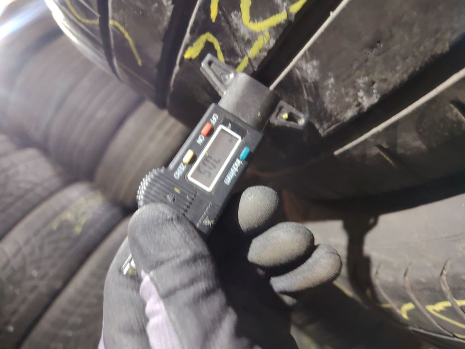 Anvelope vara 275 40 19 Michelin 2022 7mm