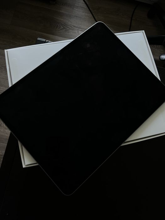 iPad Air 13- inch (M4) Wi-Fi