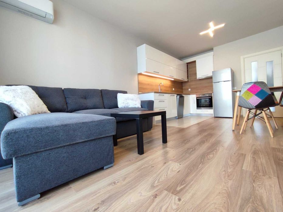 Дава се под наем Двустаен апартамент в Бургас, Братя Миладинови - 67 кв.м за 408 € - Снимка #2