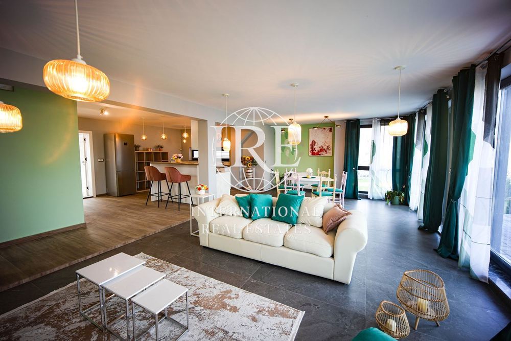 Продава се Къща в с. Кранево, Област Добрич - 300 кв.м за 816 €/кв.м - Снимка #7