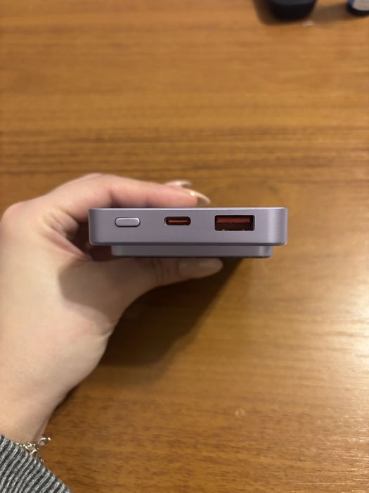 Магнитна Power Bank батерия 22.5W