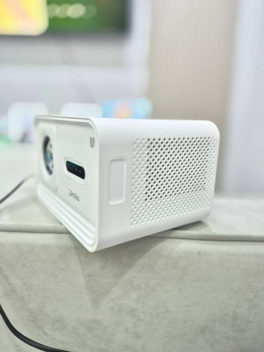 Проектор 4К Umio 8 Pro