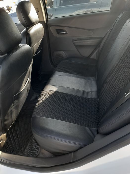 Cobalt avtomashinasi sotiladi