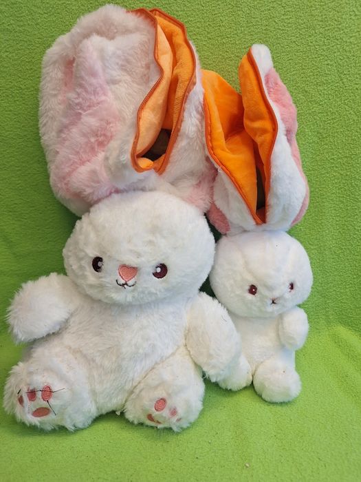 Зайче - морков и зайче - ягодка плюшени възглавнички с цип