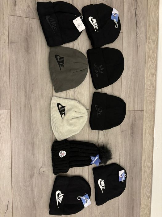 Căciuli unisex Nike Adidas