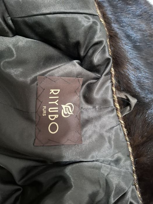 Продам норковую шубку.