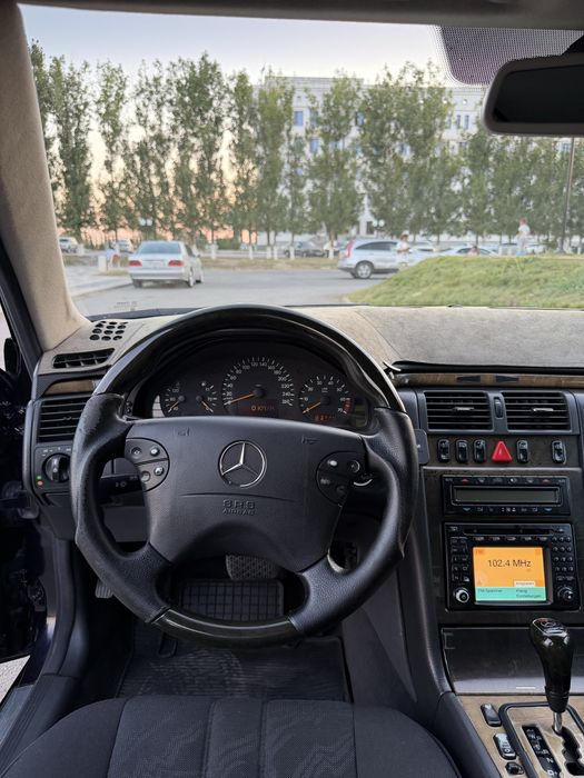 Мерседес бенс сатылады