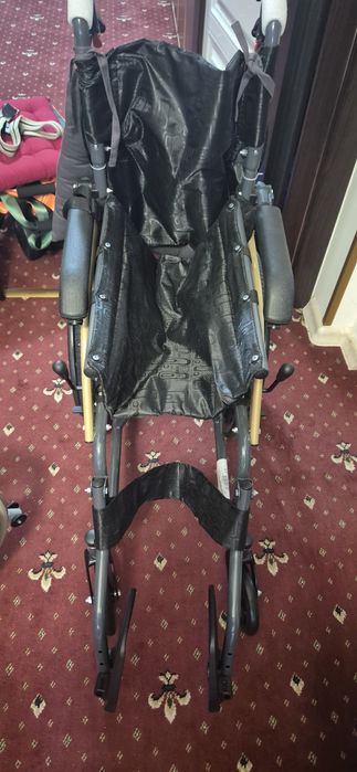 Scaune rulante 2 bucăți!