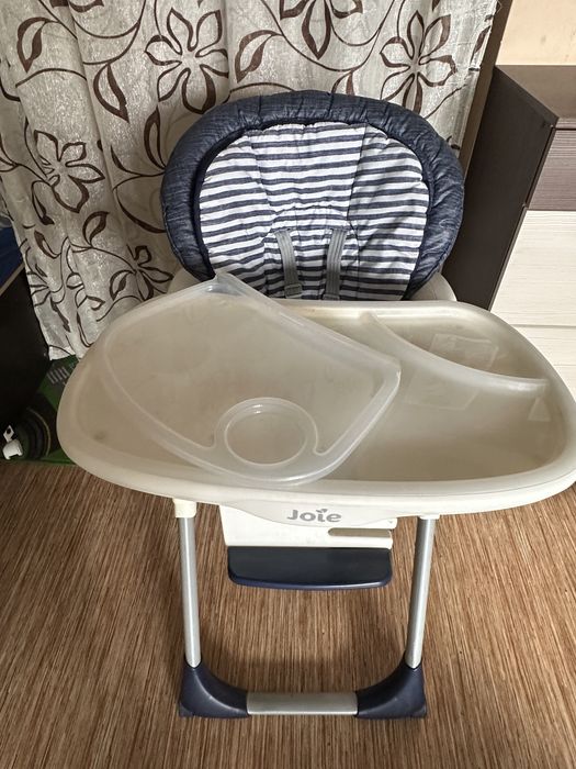 Детский стул со столиком