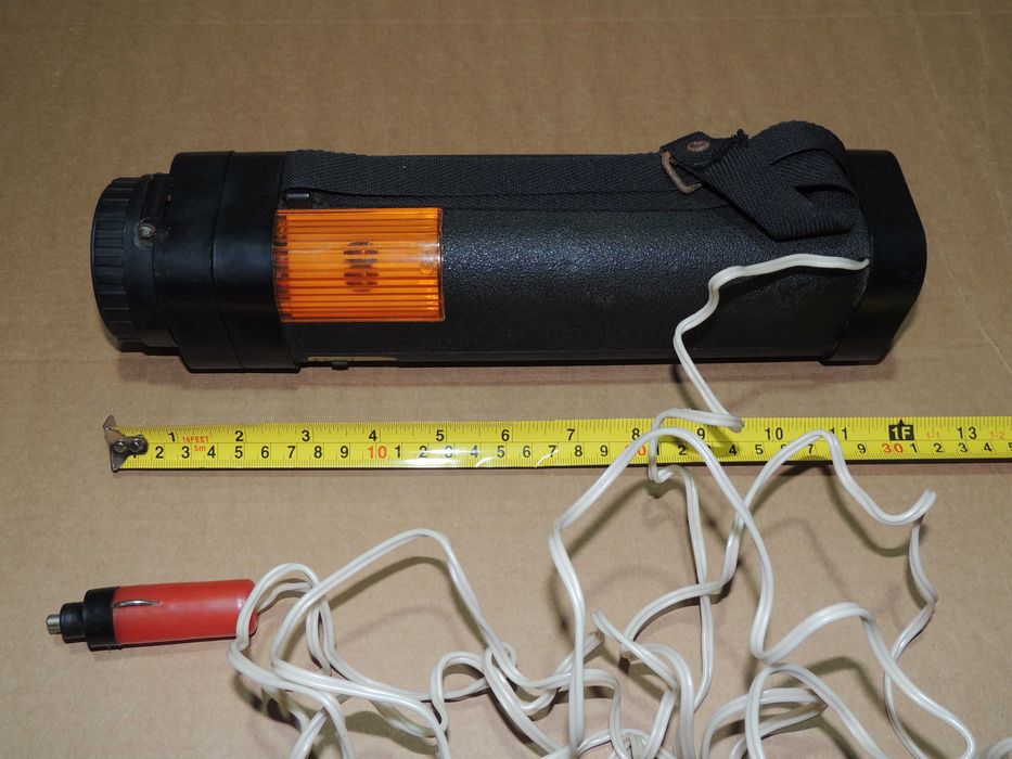 Къмпингова  лампа модел 809.