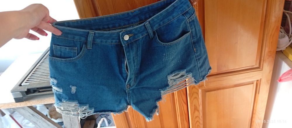 Дамски къси дънки