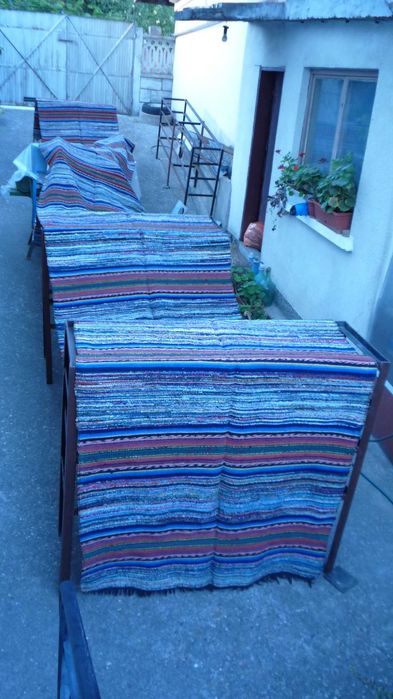 Ръчно тъкани черги