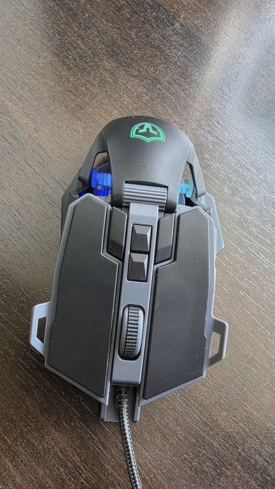 Vând mouse gaming