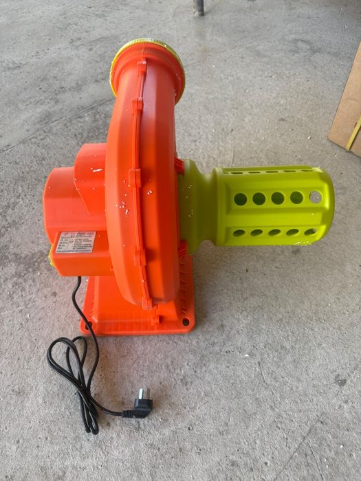 Батут аттракцион продам новый