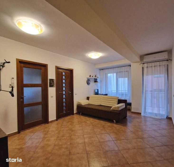 Apartament 2 camere decomandat, etaj 2, parcare zona strazii Stejarulu — fotografia 2