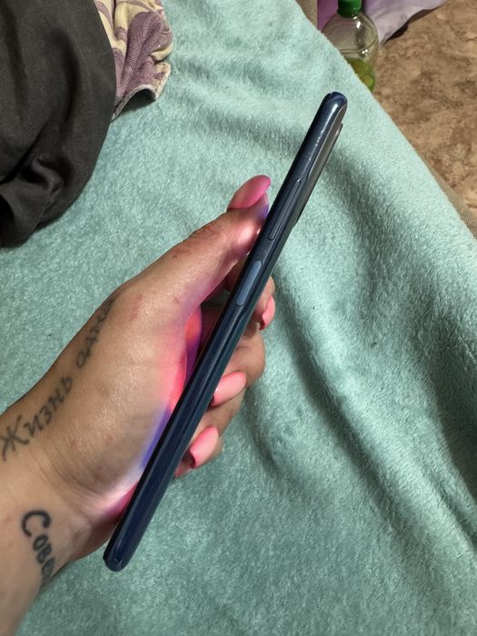 Продам Redmi Note 10 S (6/128)