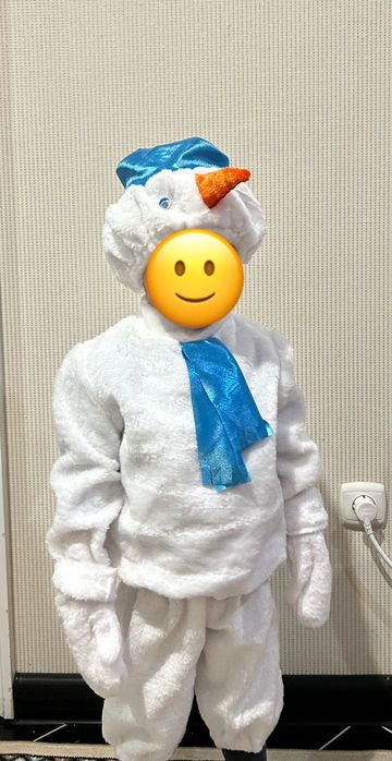 Продам новогодние костюмы