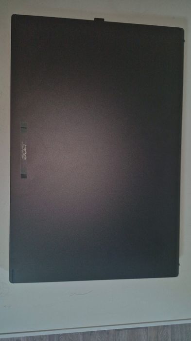 Продам новый ноутбук.