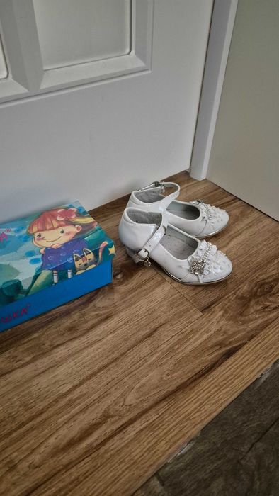 Детская обувь для девочки