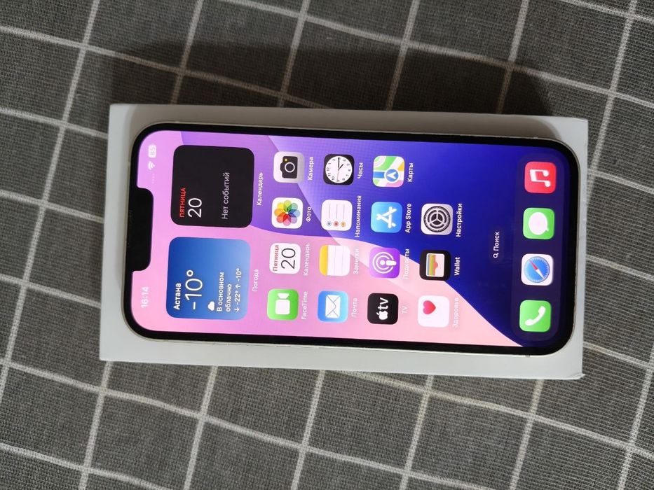 Продаю iphone(айфон) 13