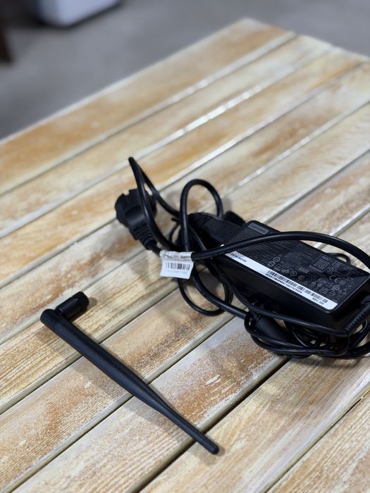 Mini PC Lenovo ThinkCentre - Intel i5 Gen 10400 T, 24GB RAM, SSD 256GB, Wi-Fi
