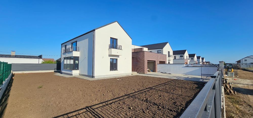 Vile Finisate PYAM Residence SF. ILIE SCHEIA