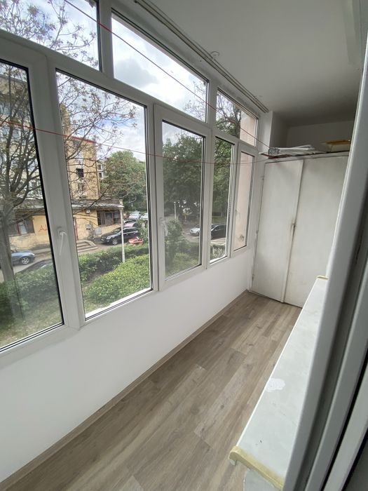 Inchiriez apartament cu 3 camere