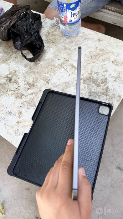 Продам ipad pro 12.9 5 го поколения