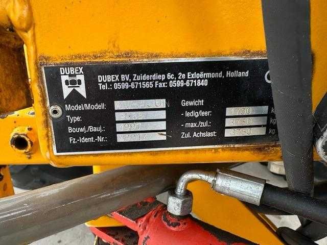 Masina de erbicidat Dubex - 2500 Litri , latime 27 m