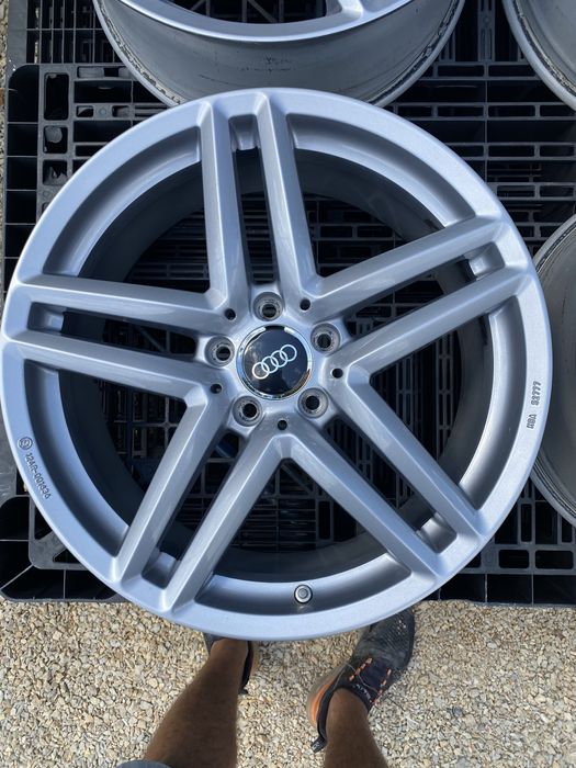 19 цола 5 х 112 мм Фолксваген Пасат , Ауди , Шкода