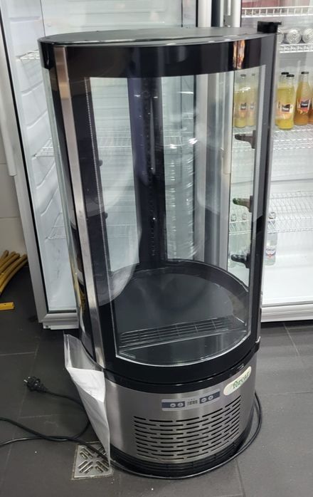 Vitrina frigorifica torturi/prajituri