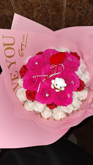 Buchete trandafiri sapun