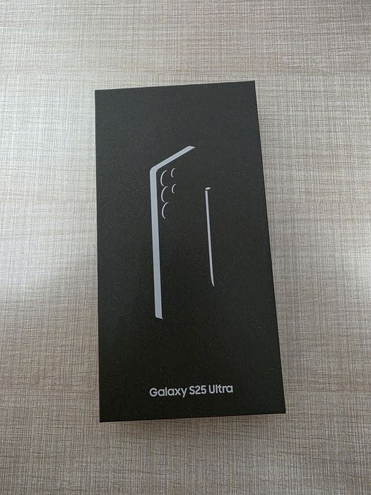 Cutie originală Samsung Galaxy S25 Ultra - Stare impecabilă