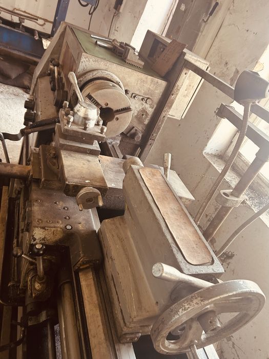 Токарьный станок