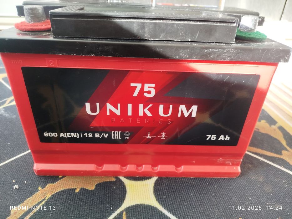 Аккумулятор UNIKUM 75  отличный аккум состояние нового срочно