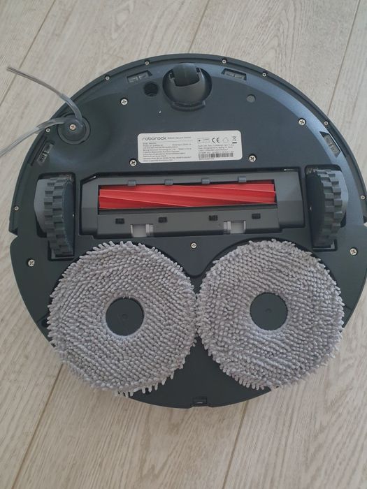 Robot aspirator si mop Roborock Qrevo QR 798 NOU