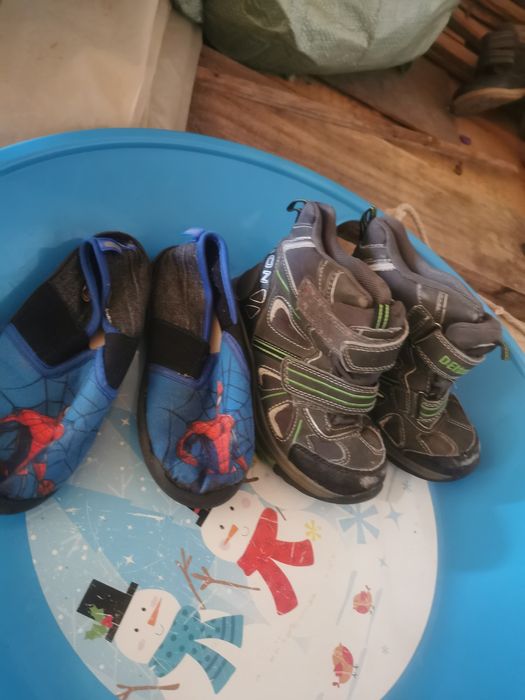 Donez încălțăminte băiat