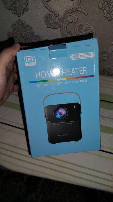 Proektor yengi holatda