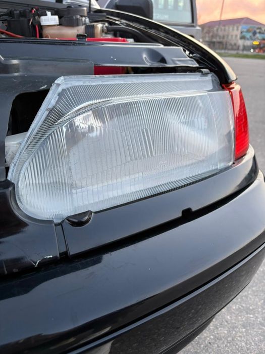 Продам AL оригинал фар