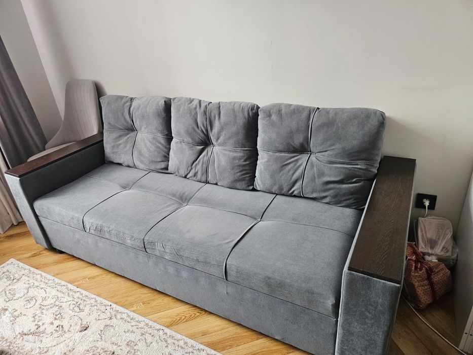 Продаю Диван б/у